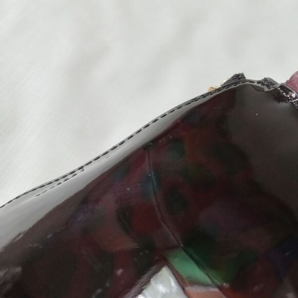 Luana Italy Giorgio Small Burgundy Red Vinyl Cheetah Pattern Phone Case Wristlet - Picture 5 of 12